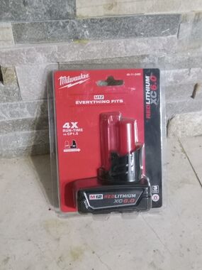 Milwaukee M12 REDLITHIUM XC 6.0 Battery Pack - Red/Black